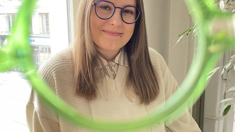 Anna Miklušková, Dis.